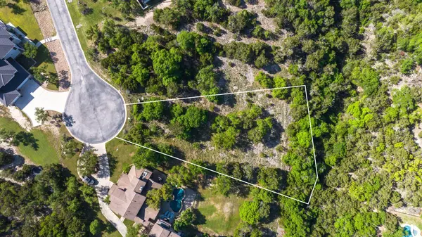 16900 Northlake Hills DR, Jonestown, TX 78645