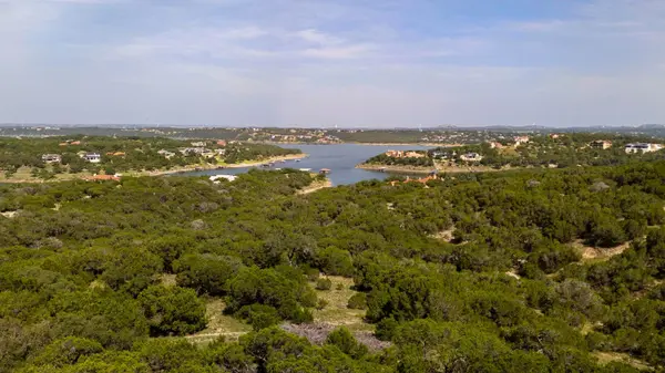 105 N Angel Light DR, Spicewood, TX 78669