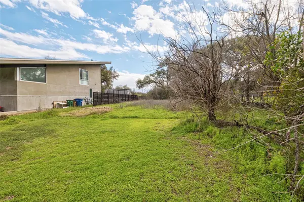 2421 S 5th ST, Austin, TX 78704