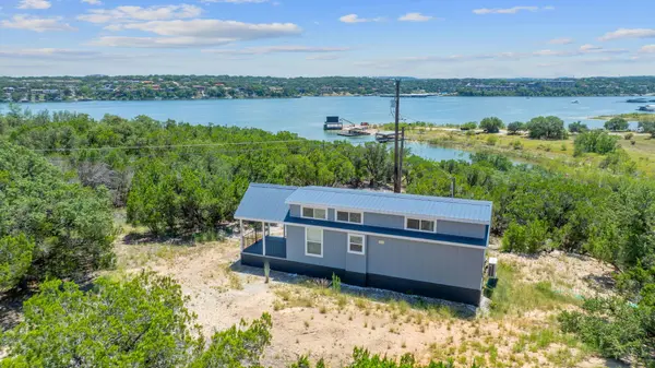 635 Ivean Pearson RD, Lago Vista, TX 78645