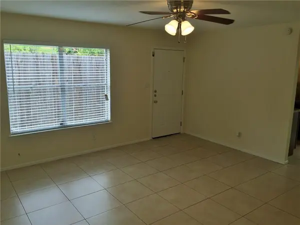 2616 Ektom DR #C, Austin, TX 78745