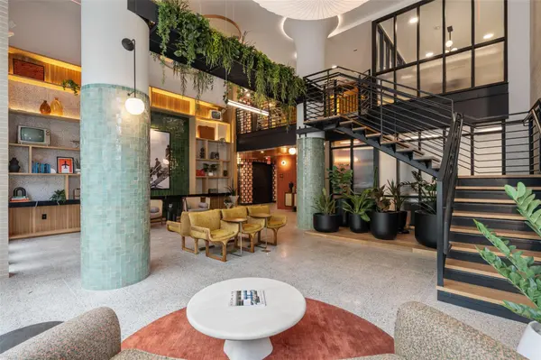 1701 Simond Ave #206, Austin, TX 78723