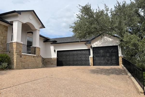 17109 Northlake Hills DR, Jonestown, TX 78645