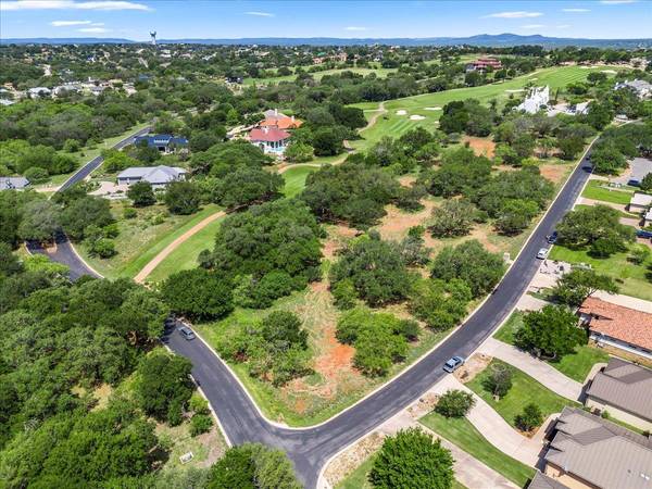 8002 Lachite DR, Horseshoe Bay, TX 78657