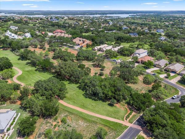 8002 Lachite DR, Horseshoe Bay, TX 78657