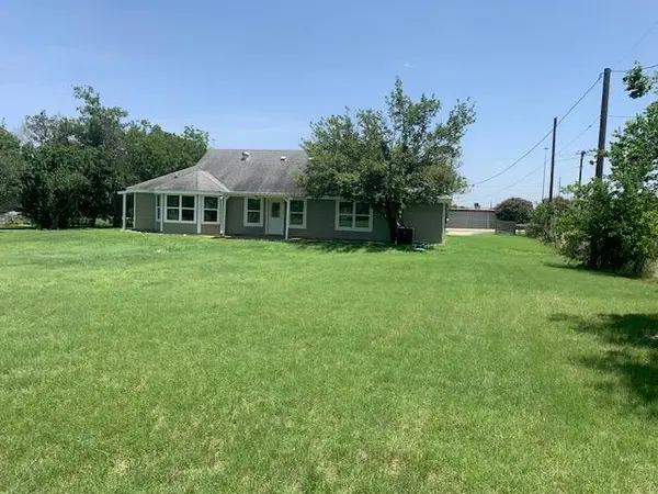 1501 N Burleson ST, Kyle, TX 78640