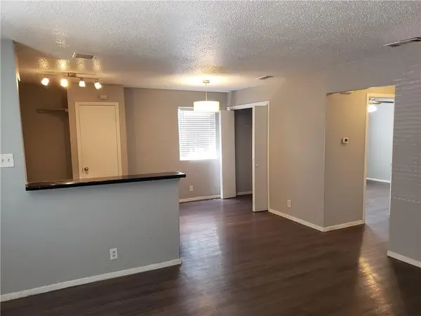 2304 Cedrick CV #B, Austin, TX 78748