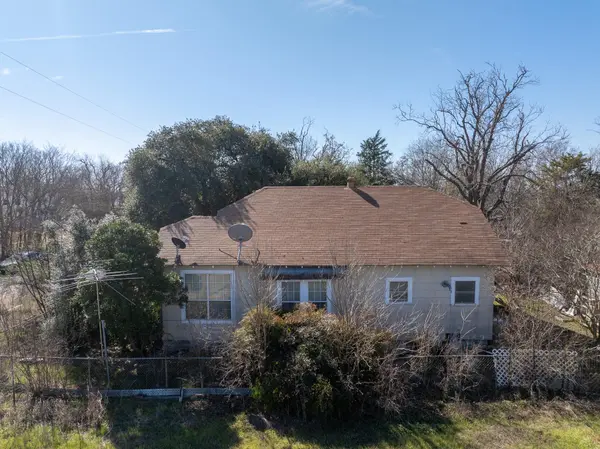3793 Us-290 E, Paige, TX 78659