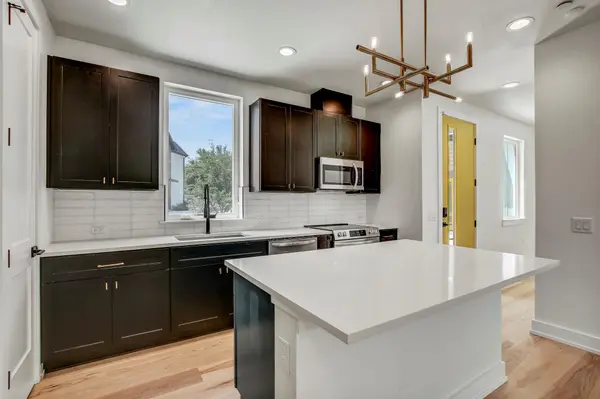 4127 E 12th ST #4, Austin, TX 78721