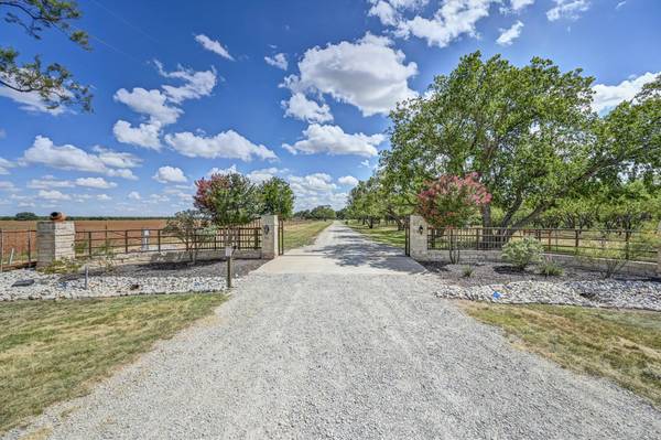 18601 County Road 214, Brownwood, TX 76827