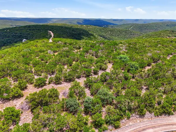 20 Winchester RD, Leakey, TX 78873