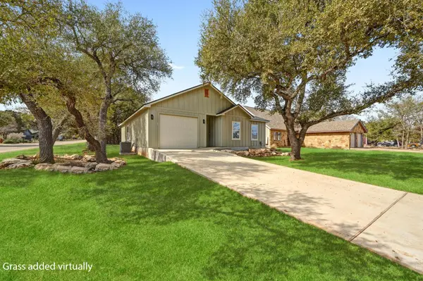 1 Happy Hollow LN, Wimberley, TX 78676