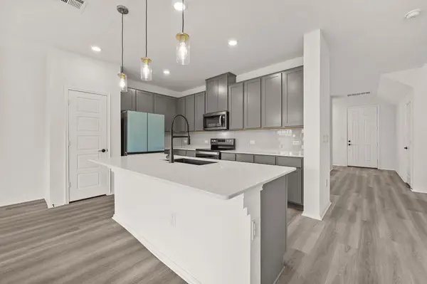 7715 Libretto LN, Austin, TX 78744