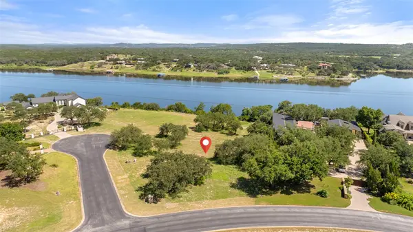 3200 Kahala Sunset DR, Spicewood, TX 78669