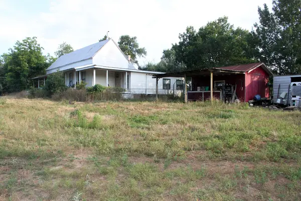 108 Sorrel ST, Red Rock, TX 78662