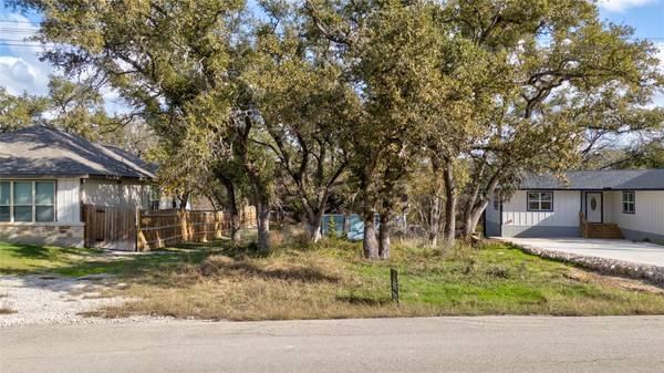 1223 Lavaca, Canyon Lake, TX 78133