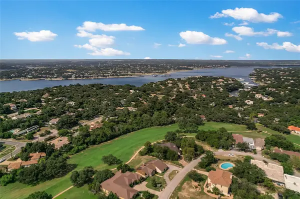 302 Seawind ST, Lakeway, TX 78734