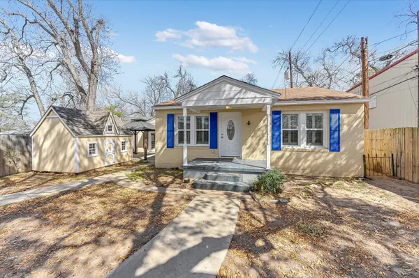 318 NW Loop 230 HWY, Smithville, TX 78957