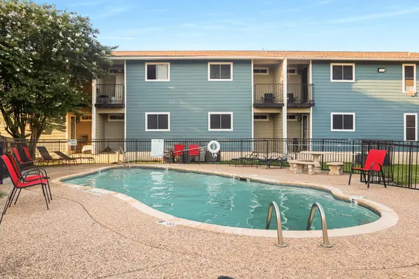 829 Park PLZ #105, Austin, TX 78753
