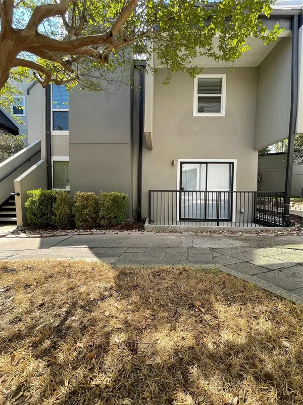 935 La Posada DR #145, Austin, TX 78752