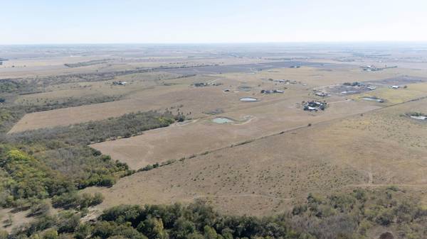 20181 Janak RD, Coupland, TX 78615
