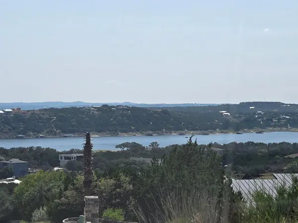 3301 Constitution DR, Lago Vista, TX 78645