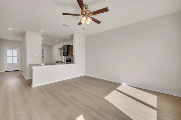 290 Boatright BLVD, Jarrell, TX 76537