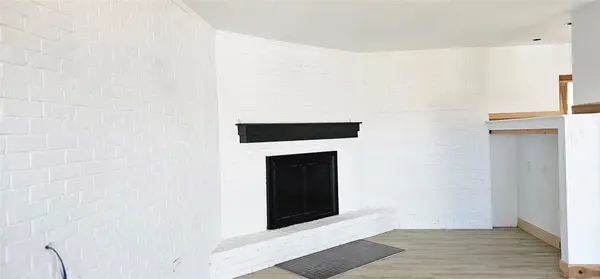 907 Hillyer ST, San Marcos, TX 78666