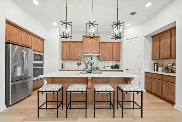 244 Basket Flower LOOP, Kyle, TX 78640