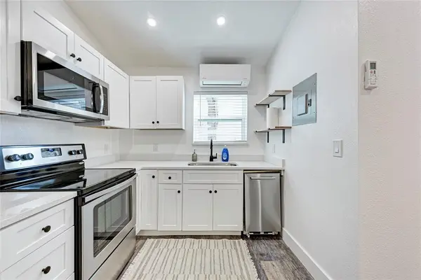 2302 Leon Leon ST #6, Austin, TX 78705