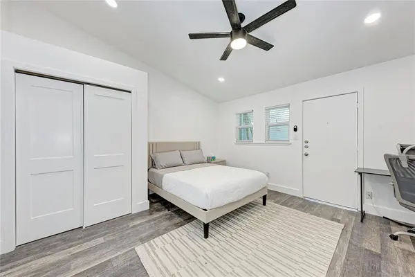 2302 Leon Leon ST #6, Austin, TX 78705