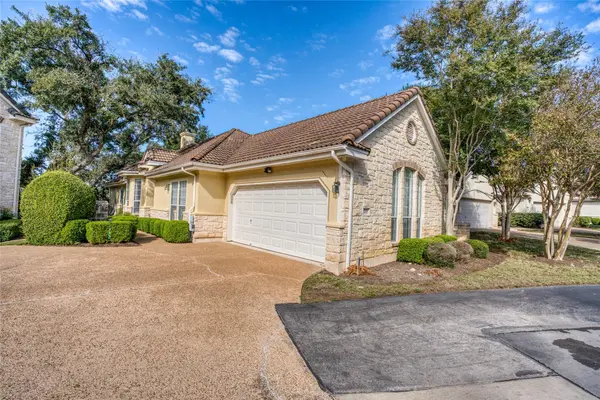 219 The Hills DR #5, The Hills, TX 78738