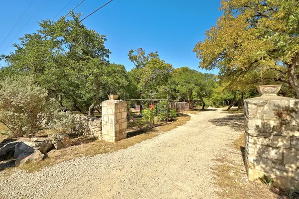 120 Cedar Bend RD, Wimberley, TX 78676