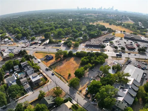 1140 Gunter ST, Austin, TX 78721
