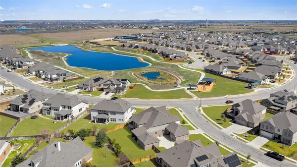 20808 Pinewalk DR, Pflugerville, TX 78660