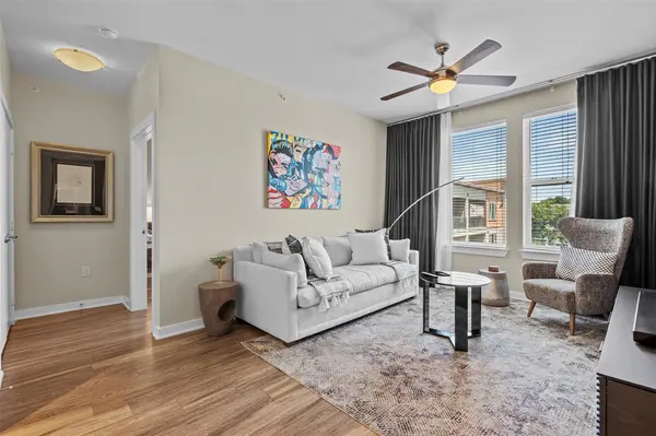 1900 Barton Springs RD #5027, Austin, TX 78704