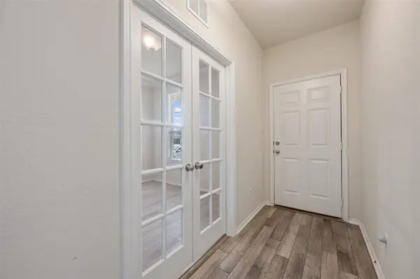 225 Gunther WAY, Taylor, TX 76574
