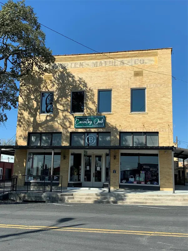 640 N Main ST, Schulenburg, TX 78956