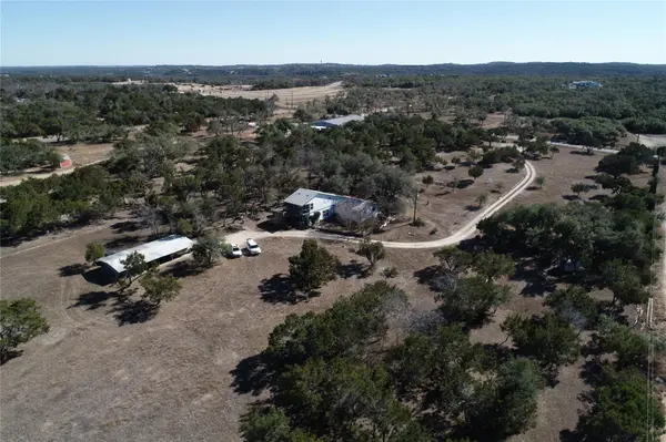 4808 W Fitzhugh RD, Dripping Springs, TX 78620