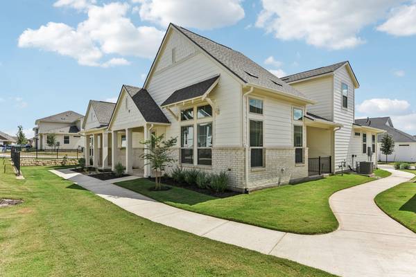 104 Maceo WAY #102, San Marcos, TX 78666