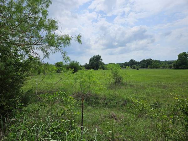 002 County Rd 328, Milano, TX 76556