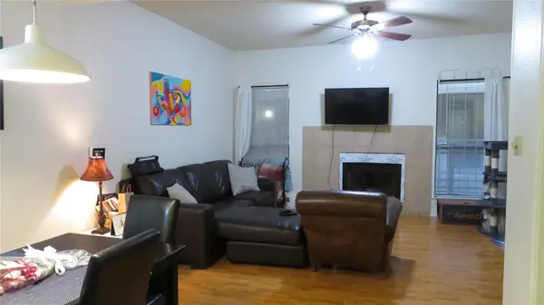 1910 Robbins PL #202, Austin, TX 78705