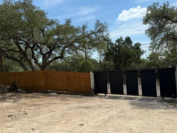 10300 Little Creek CIR, Dripping Springs, TX 78620