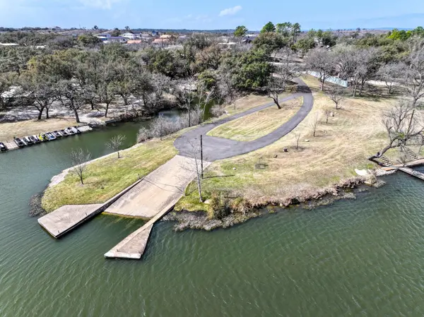 1006 Sandy Harbor DR, Horseshoe Bay, TX 78657