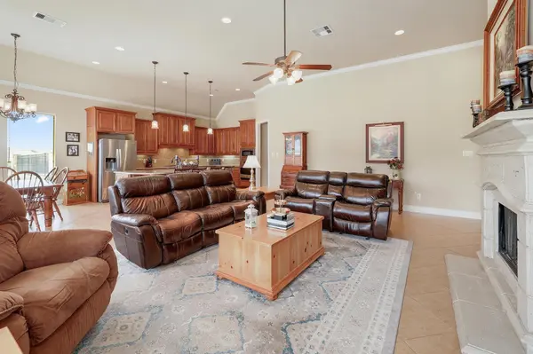 1617 High Lonesome, Leander, TX 78641