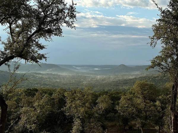 640 Ghost Dancer, Fischer, TX 78623
