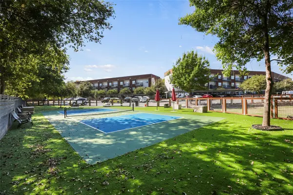 2505 Thornton RD #2211, Austin, TX 78704