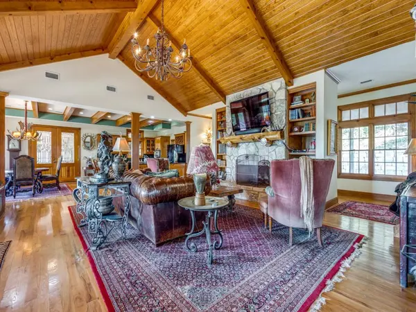 160 Wimberley Ranch DR, Wimberley, TX 78676