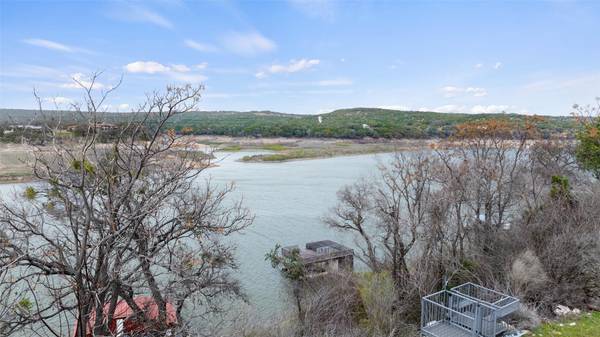 25208 Chernosky Point CV, Spicewood, TX 78669