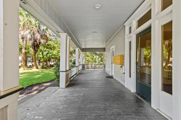 527 W San Antonio ST, San Marcos, TX 78666